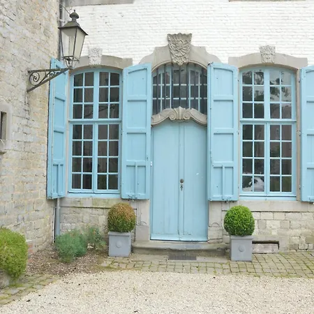 펜션 Luxurious Castle In Marchin With Infrared Sauna *