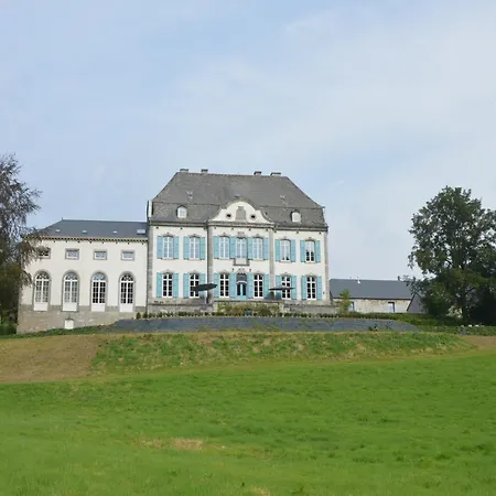 펜션 Luxurious Castle In Marchin With Infrared Sauna Tharoul